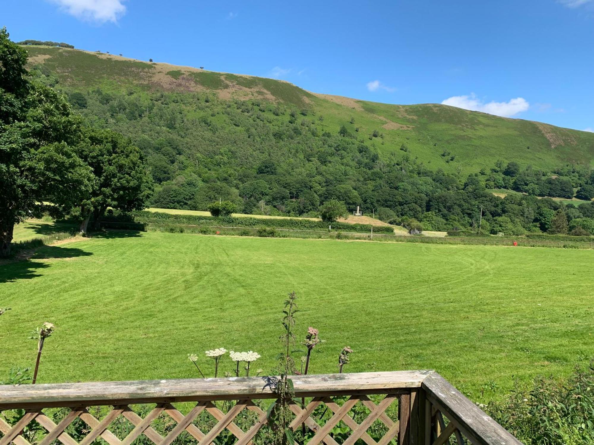 Abbey Caravan * Llangollen